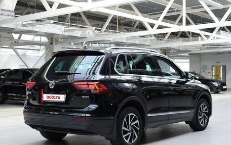 Volkswagen Tiguan II, 2018 год, 2 220 000 рублей, 7 фотография