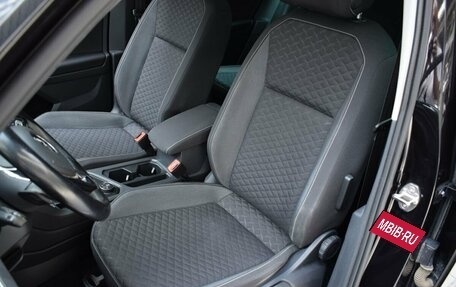 Volkswagen Tiguan II, 2018 год, 2 220 000 рублей, 15 фотография