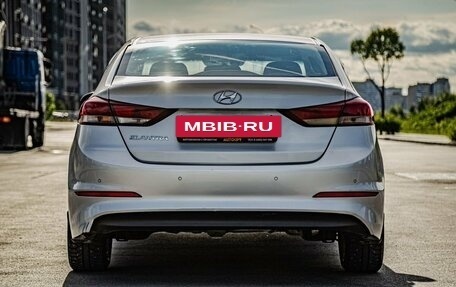 Hyundai Elantra VI рестайлинг, 2016 год, 1 087 500 рублей, 9 фотография