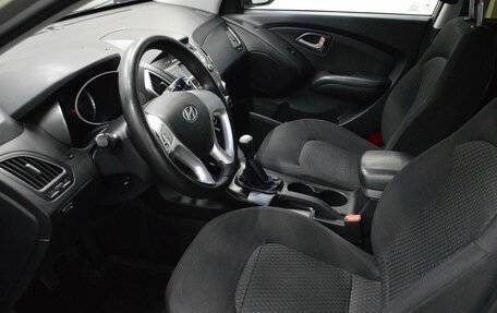 Hyundai ix35 I рестайлинг, 2010 год, 1 065 000 рублей, 10 фотография