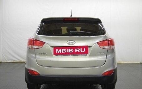 Hyundai ix35 I рестайлинг, 2010 год, 1 065 000 рублей, 6 фотография