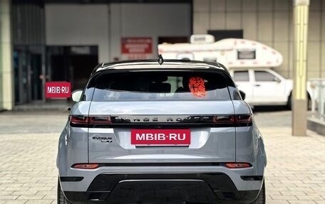 Land Rover Range Rover Evoque II, 2021 год, 2 800 000 рублей, 3 фотография