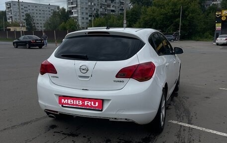 Opel Astra J, 2011 год, 650 000 рублей, 4 фотография