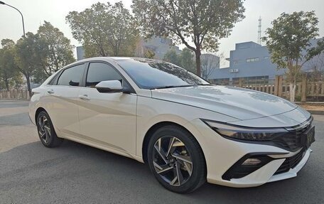 Hyundai Elantra, 2023 год, 1 780 009 рублей, 11 фотография