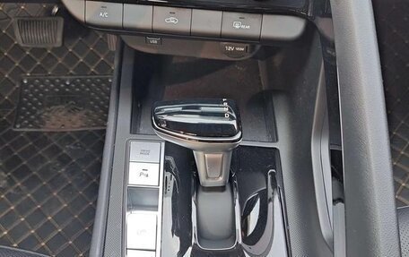 Hyundai Elantra, 2023 год, 1 780 009 рублей, 6 фотография