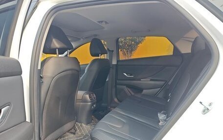 Hyundai Elantra, 2023 год, 1 780 009 рублей, 13 фотография