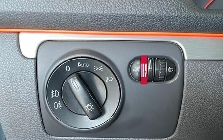 Volkswagen Jetta VI, 2009 год, 599 000 рублей, 17 фотография