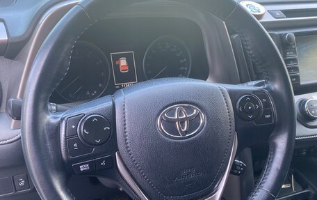 Toyota RAV4, 2018 год, 2 550 000 рублей, 4 фотография
