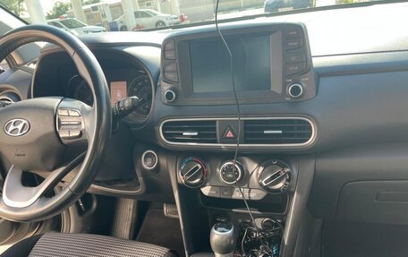 Hyundai Kona I, 2018 год, 2 000 000 рублей, 12 фотография