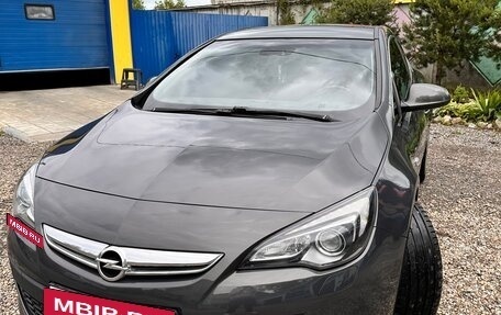 Opel Astra J, 2013 год, 1 050 000 рублей, 2 фотография