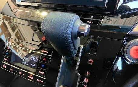 Nissan Elgrand III, 2021 год, 2 270 055 рублей, 9 фотография