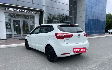 KIA Rio III рестайлинг, 2015 год, 870 000 рублей, 6 фотография