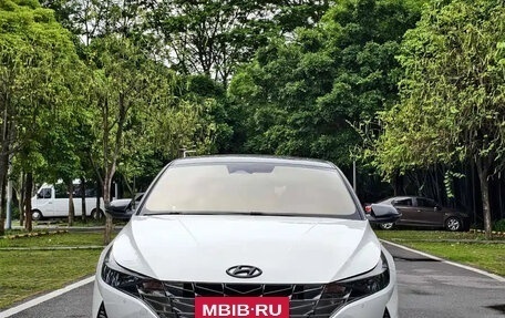 Hyundai Elantra, 2023 год, 1 572 000 рублей, 2 фотография