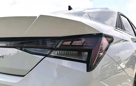 Hyundai Elantra, 2021 год, 1 200 000 рублей, 5 фотография