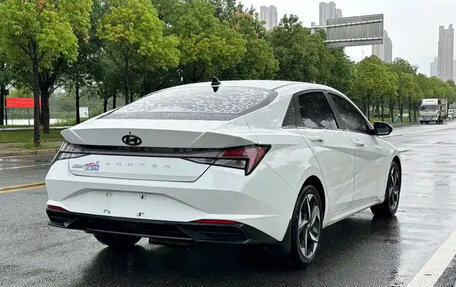 Hyundai Elantra, 2021 год, 1 200 000 рублей, 3 фотография