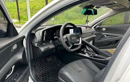 Hyundai Elantra, 2021 год, 1 200 000 рублей, 9 фотография