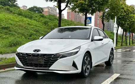 Hyundai Elantra, 2021 год, 1 200 000 рублей, 7 фотография