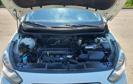 Hyundai Solaris II рестайлинг, 2014 год, 949 000 рублей, 38 фотография