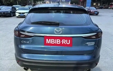 Mazda CX-4, 2020 год, 1 650 000 рублей, 3 фотография