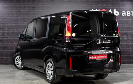Honda Stepwgn IV, 2020 год, 2 260 000 рублей, 7 фотография