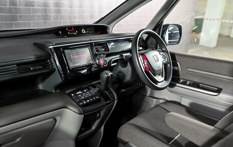 Honda Stepwgn IV, 2020 год, 2 260 000 рублей, 19 фотография