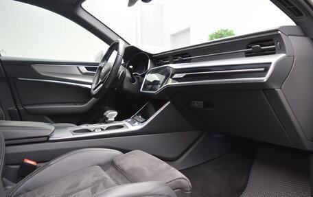 Audi A6, 2020 год, 3 300 000 рублей, 21 фотография