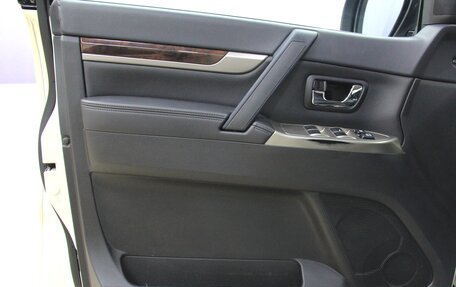 Mitsubishi Pajero IV, 2021 год, 3 299 900 рублей, 9 фотография
