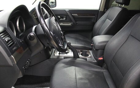 Mitsubishi Pajero IV, 2021 год, 3 299 900 рублей, 10 фотография