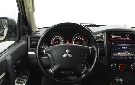 Mitsubishi Pajero IV, 2021 год, 3 299 900 рублей, 13 фотография