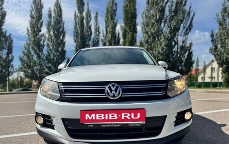 Volkswagen Tiguan I, 2015 год, 1 277 000 рублей, 3 фотография