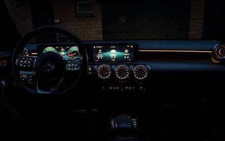 Mercedes-Benz A-Класс, 2022 год, 3 350 000 рублей, 31 фотография
