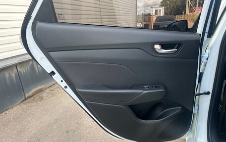 Hyundai Solaris II рестайлинг, 2017 год, 1 090 000 рублей, 15 фотография