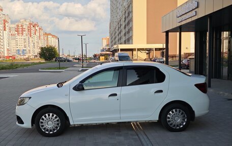 Renault Logan II, 2017 год, 550 000 рублей, 7 фотография