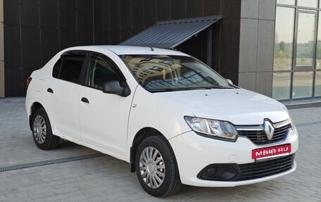 Renault Logan II, 2017 год, 550 000 рублей, 2 фотография