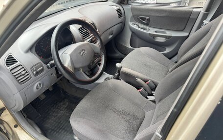 Hyundai Accent II, 2005 год, 300 000 рублей, 11 фотография