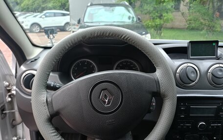 Renault Duster I рестайлинг, 2015 год, 985 000 рублей, 3 фотография