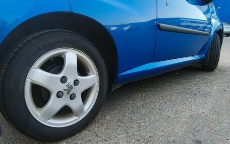 Peugeot 107 I рестайлинг, 2010 год, 440 000 рублей, 7 фотография