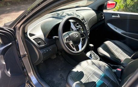 Hyundai Solaris II рестайлинг, 2011 год, 700 000 рублей, 7 фотография