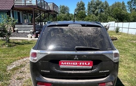 Mitsubishi Outlander III рестайлинг 3, 2012 год, 1 090 000 рублей, 2 фотография