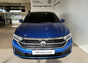Volkswagen Jetta VII, 2023 год, 3 090 000 рублей, 1 фотография