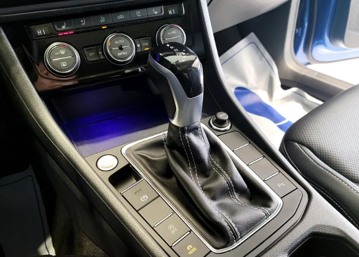Volkswagen Jetta VII, 2023 год, 3 090 000 рублей, 7 фотография