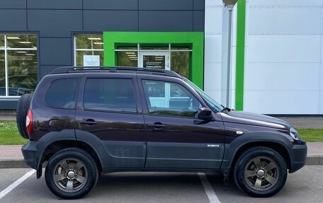 Chevrolet Niva I рестайлинг, 2018 год, 770 000 рублей, 4 фотография
