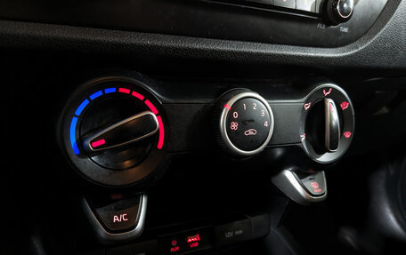 KIA Rio IV, 2020 год, 955 000 рублей, 20 фотография