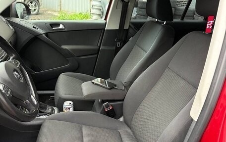 Volkswagen Tiguan I, 2011 год, 938 000 рублей, 4 фотография