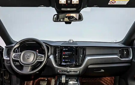 Volvo XC60 II, 2022 год, 2 934 000 рублей, 7 фотография