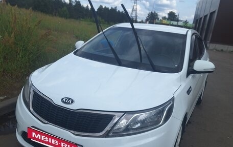 KIA Rio III рестайлинг, 2014 год, 820 000 рублей, 10 фотография