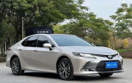 Toyota Camry, 2021 год, 2 350 000 рублей, 3 фотография