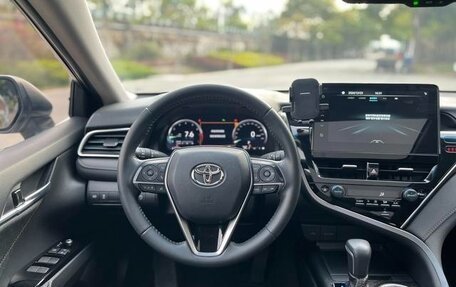 Toyota Camry, 2021 год, 2 350 000 рублей, 11 фотография