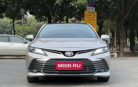 Toyota Camry, 2021 год, 2 350 000 рублей, 2 фотография