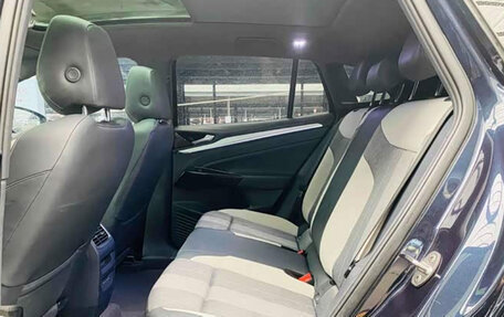 Volkswagen ID.4, 2022 год, 2 200 000 рублей, 9 фотография